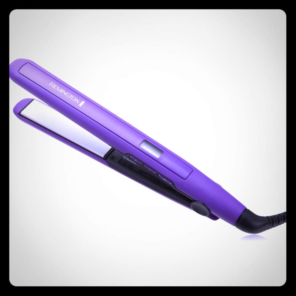 NWOT Remington S5500 ceramic 1-inch hair iron
