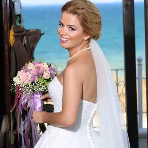 Meet your Posher, Burcu