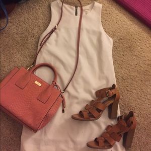 White sleeveless dress