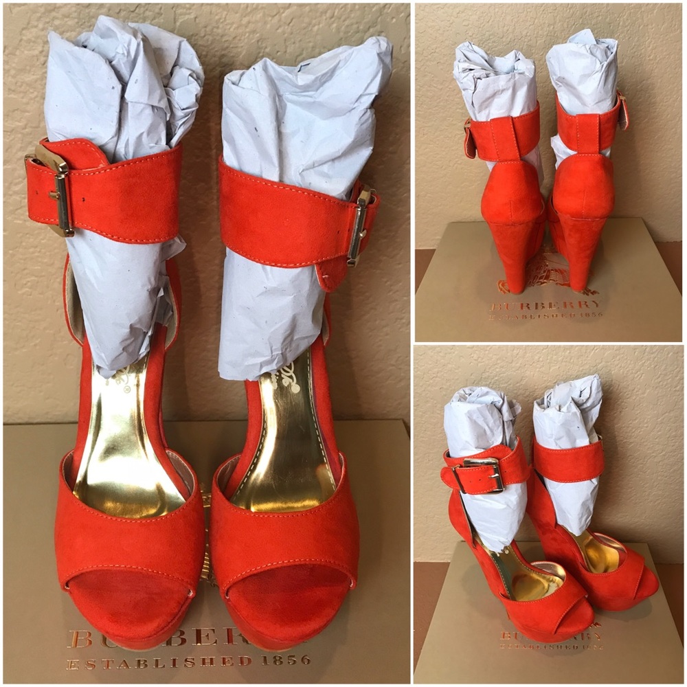 NEW Suede Wedge With Gold Buckle 7