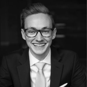 Meet your Posher, Dustin