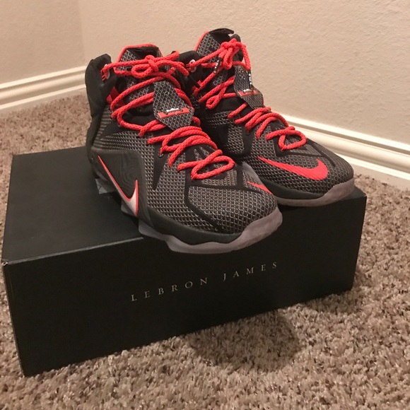 LeBron 12 Court Vision - Picture 2 of 5