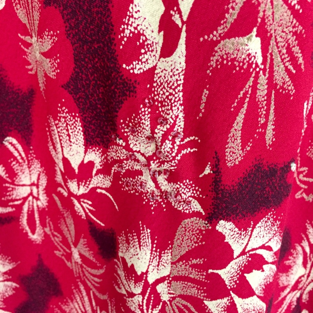 FREE DRESS with Purchase of Red Floral Midi - Picture 7 of 8