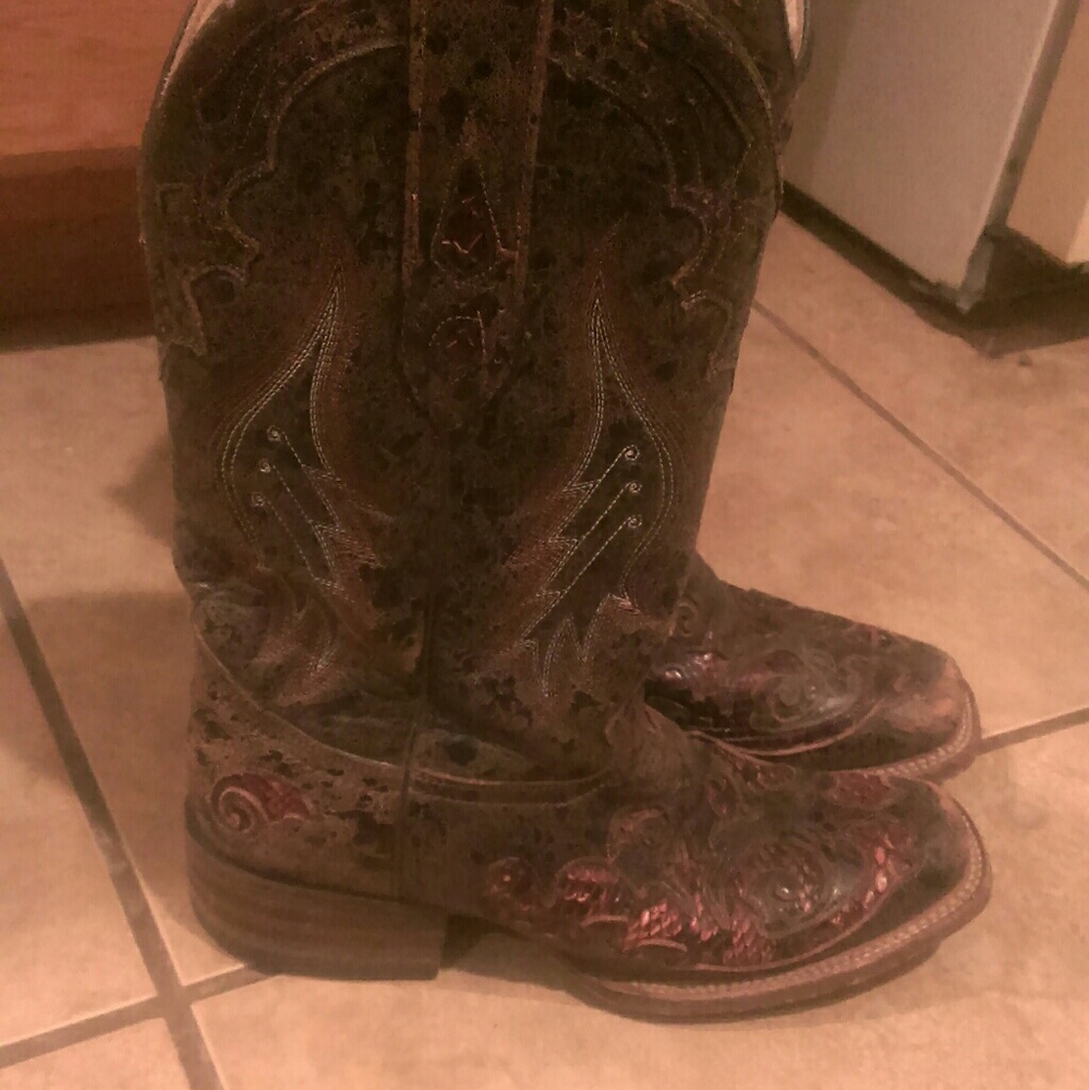 Barely worn Corral Vintage boots