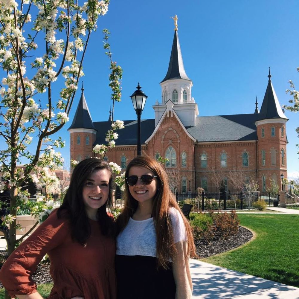 Meet your Posher, Angela