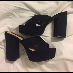 Black Platform Sandals