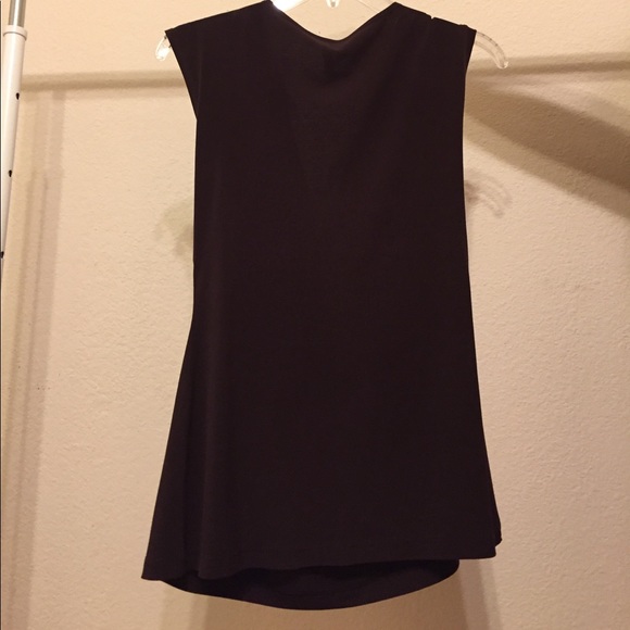 GORGEOUS EVENING TOP! NEVER WORN👚 - Picture 2 of 2