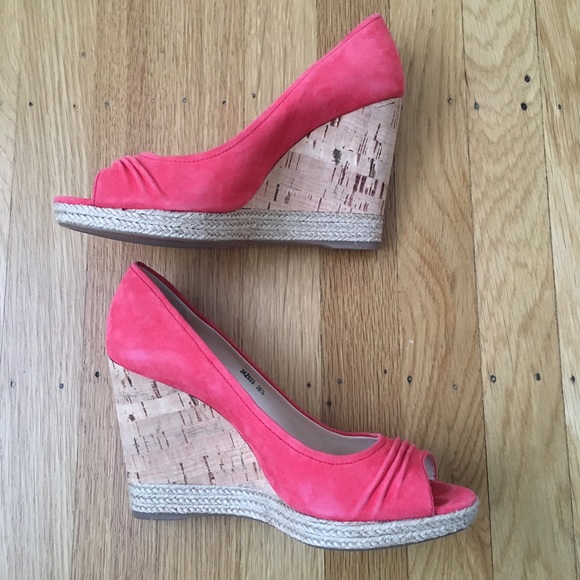 ❤️ Prada ❤️ Suede Peep Toe Wedge Sandal - Picture 3 of 6