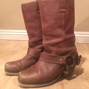 TOPSHOP LEATHER BOOTS
