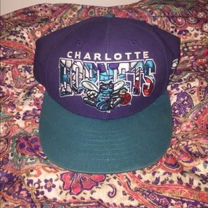 Vintage Charlotte Hornets Snapback