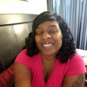 Meet your Posher, Shanetta