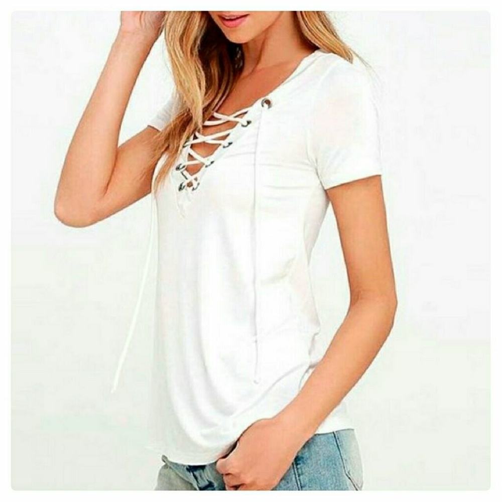 ๐HP๐ RESTOCKED Lace Up Tee - Picture 2 of 4
