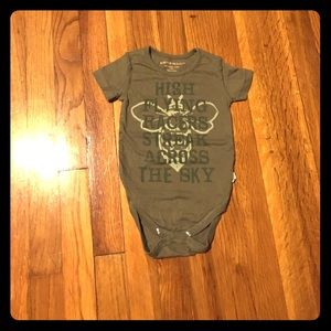 Gently Used Burt's Bees Baby Onesie Size 18M