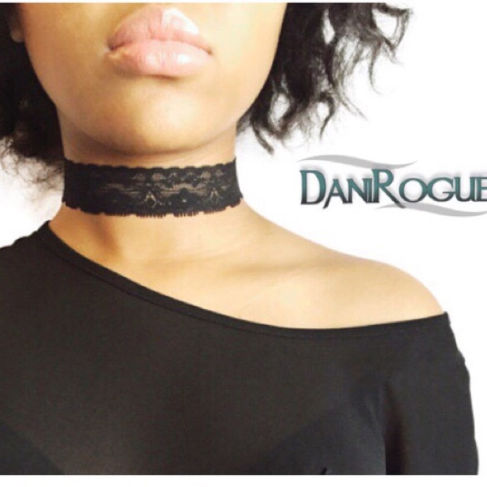 black and white beautiful sexy lace chokers