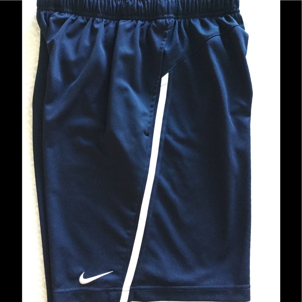 ✨NIKE SHORTS✨