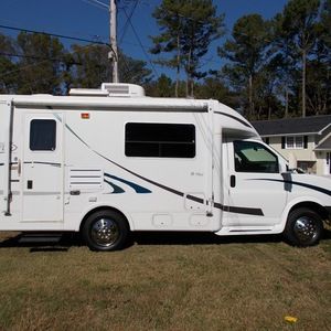 Meet your Posher, Lucy