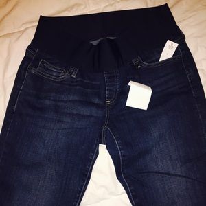 GAP Maternity Jeans--NWT!