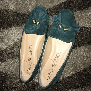 Blue/green shade loafers