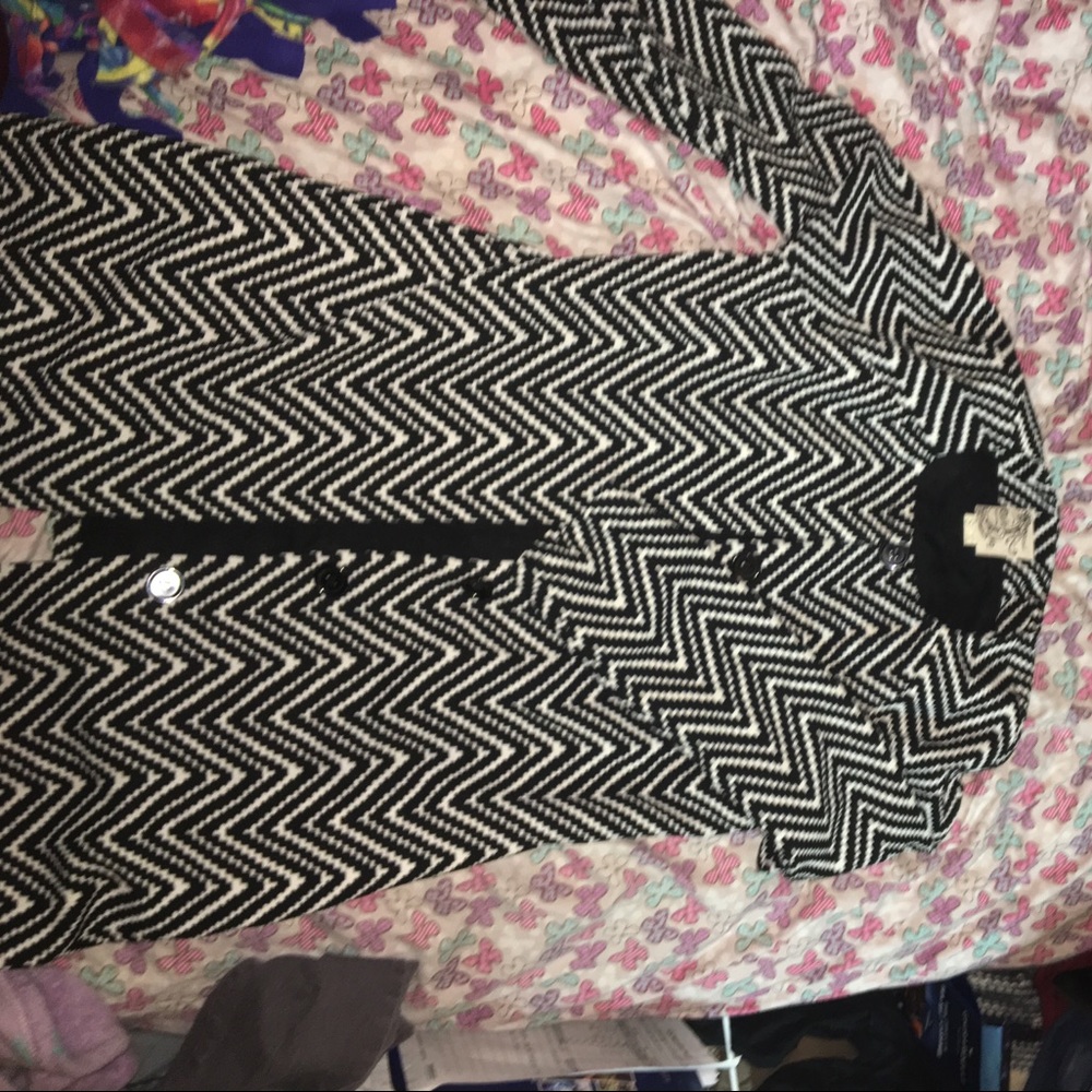 Tulle Black and white coat