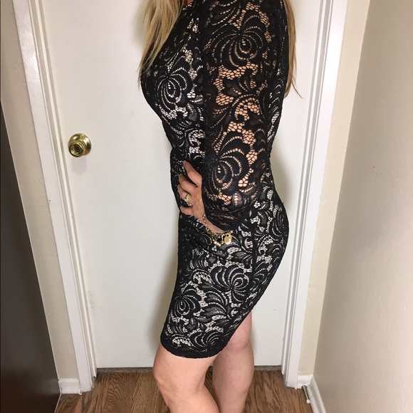 Black lace dress - Picture 2 of 2