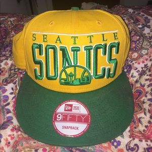 Vintage Seattle SuperSonics Snapback.