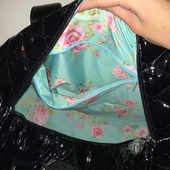 Sugar LULU Arm Candy Duffle Bag - Picture 3 of 6