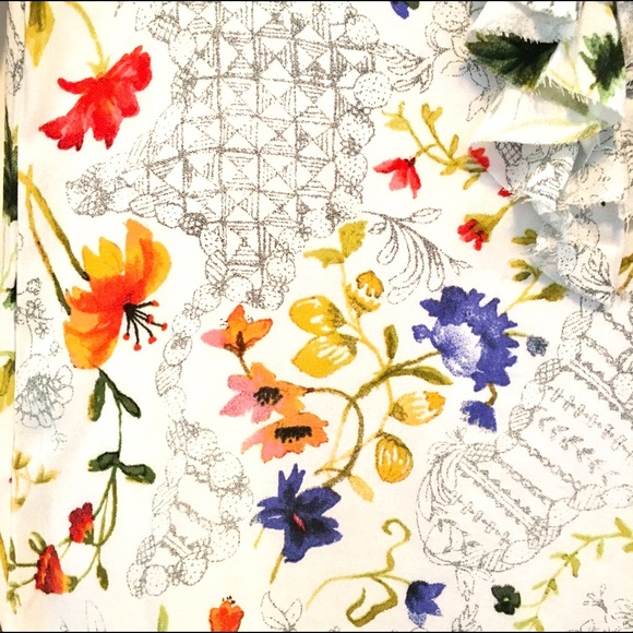 NWT Nanette Lepore White Floral print blouse XS - Picture 3 of 7