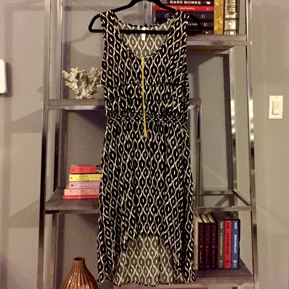 Xhilaration Black & White Asymmetrical Dress