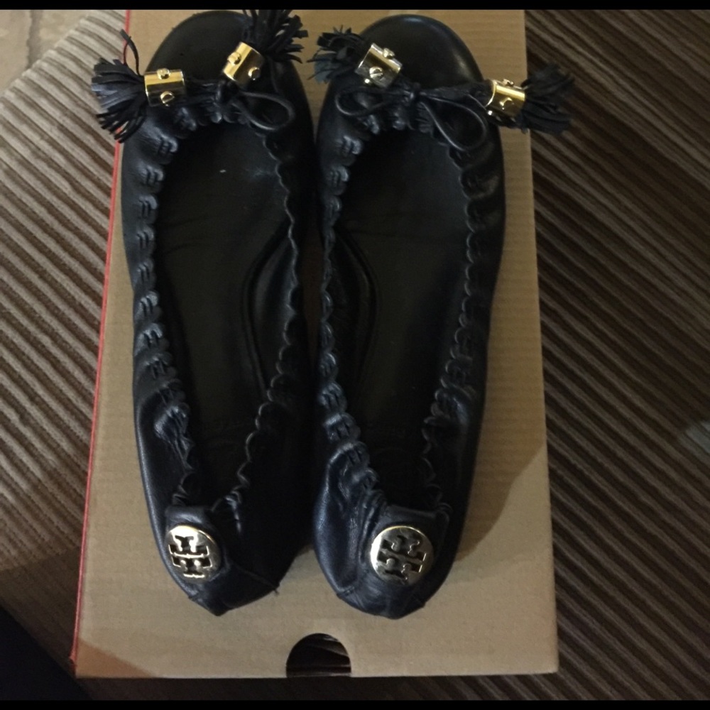 Tory burch ballet flats size 6