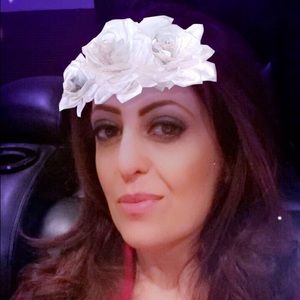 Meet your Posher, Naima