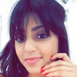 Meet your Posher, Madiha