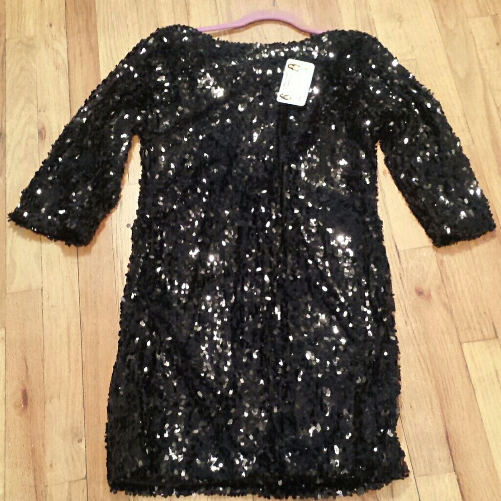 Black sequined party dress