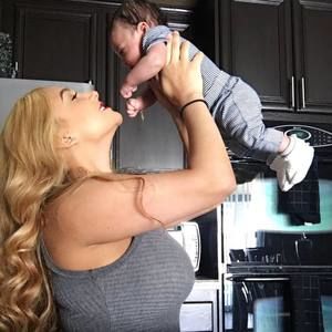 Meet your Posher, Arielle