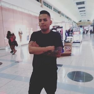 Meet your Posher, Nikkolas