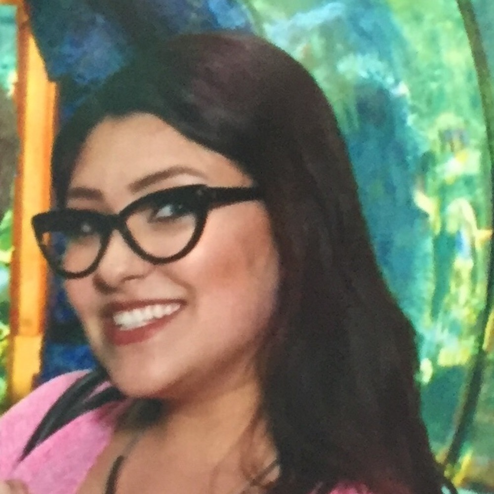 Meet your Posher, Angela