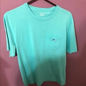 Size L southern tide shirt