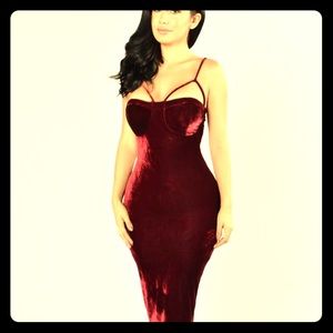 Wine velvet dress Size M worn once