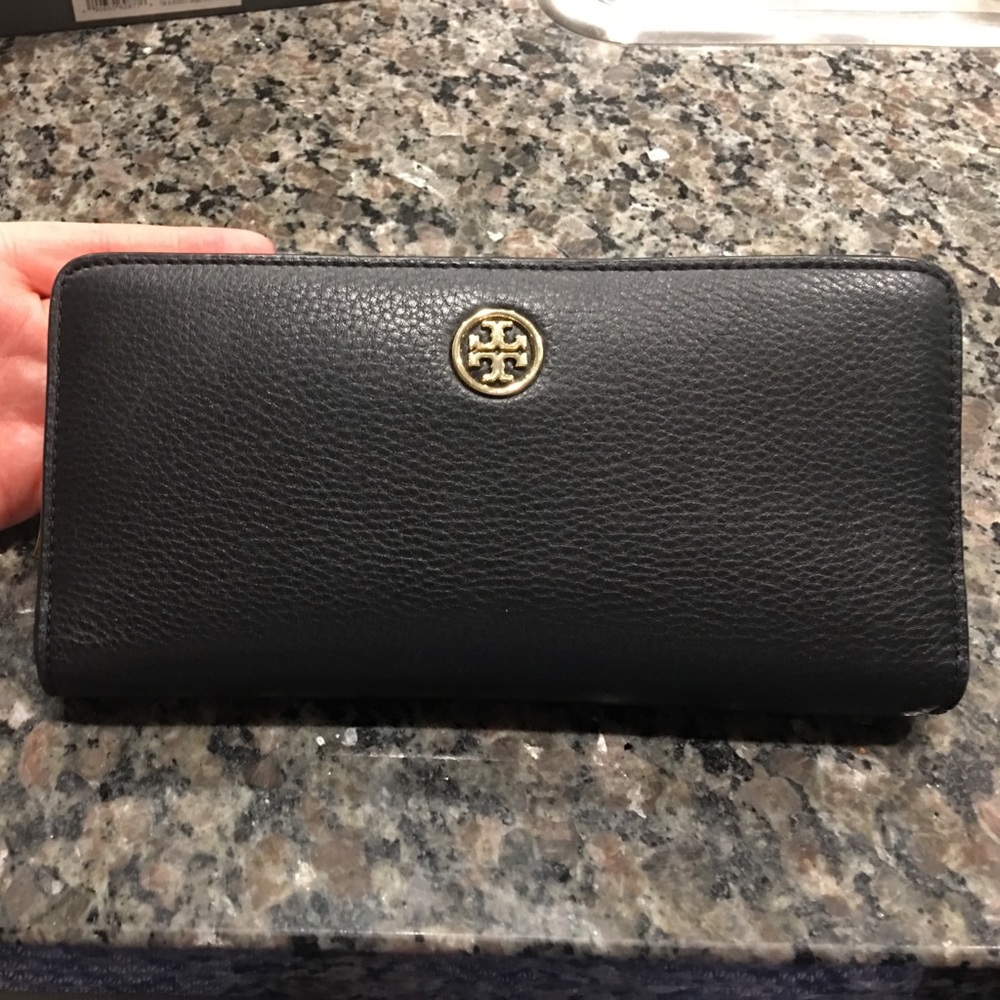 Authentic Tory Burch Wallet