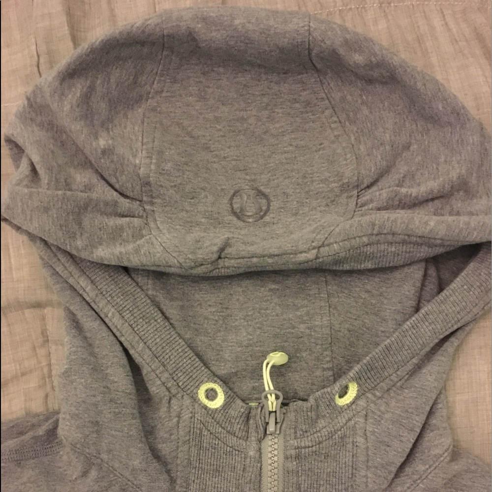 Lululemon Zip Up Jacket - 6 - EUC