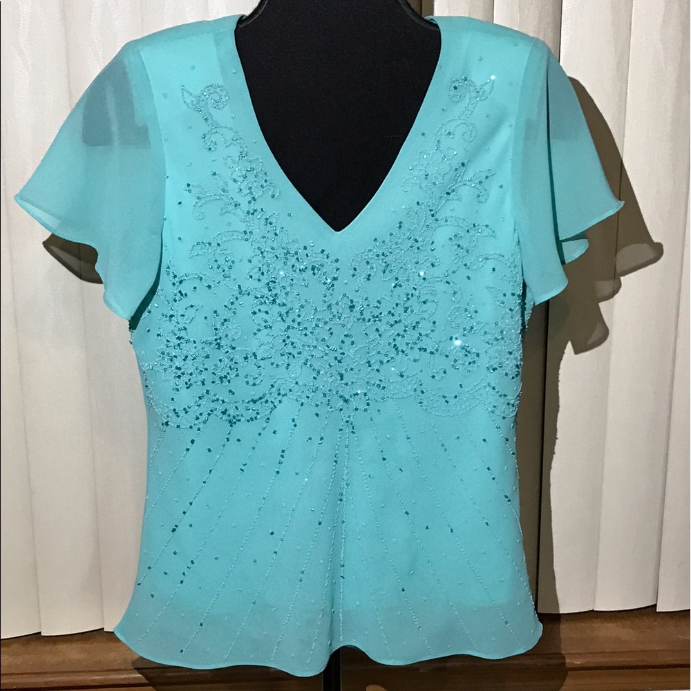 Mint skirt with blouse