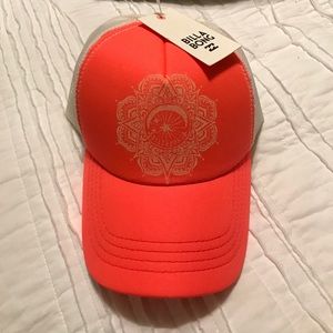 Billabong trucker hat