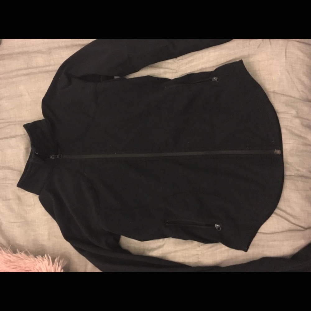 Lululemon Define Jacket - Size 6 - Black