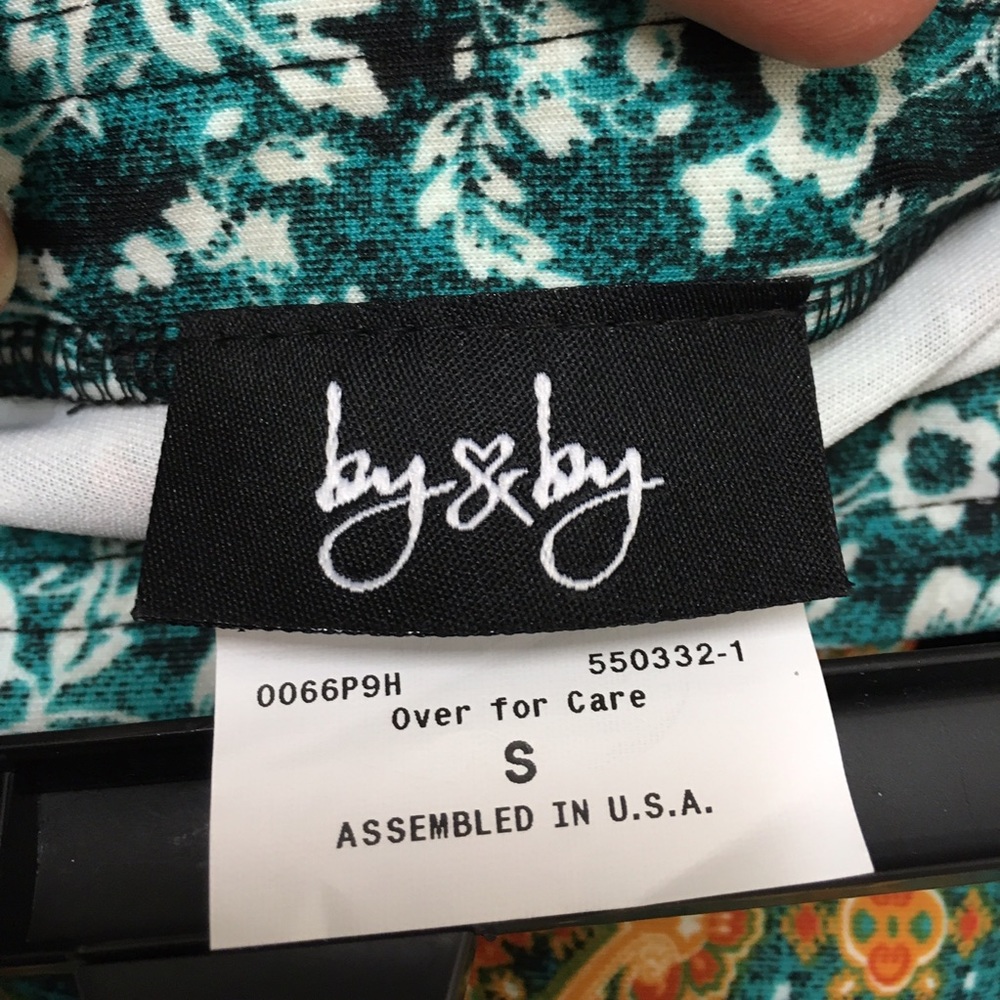 NWT Darling Pencil Skirt from By & By - Picture 3 of 7