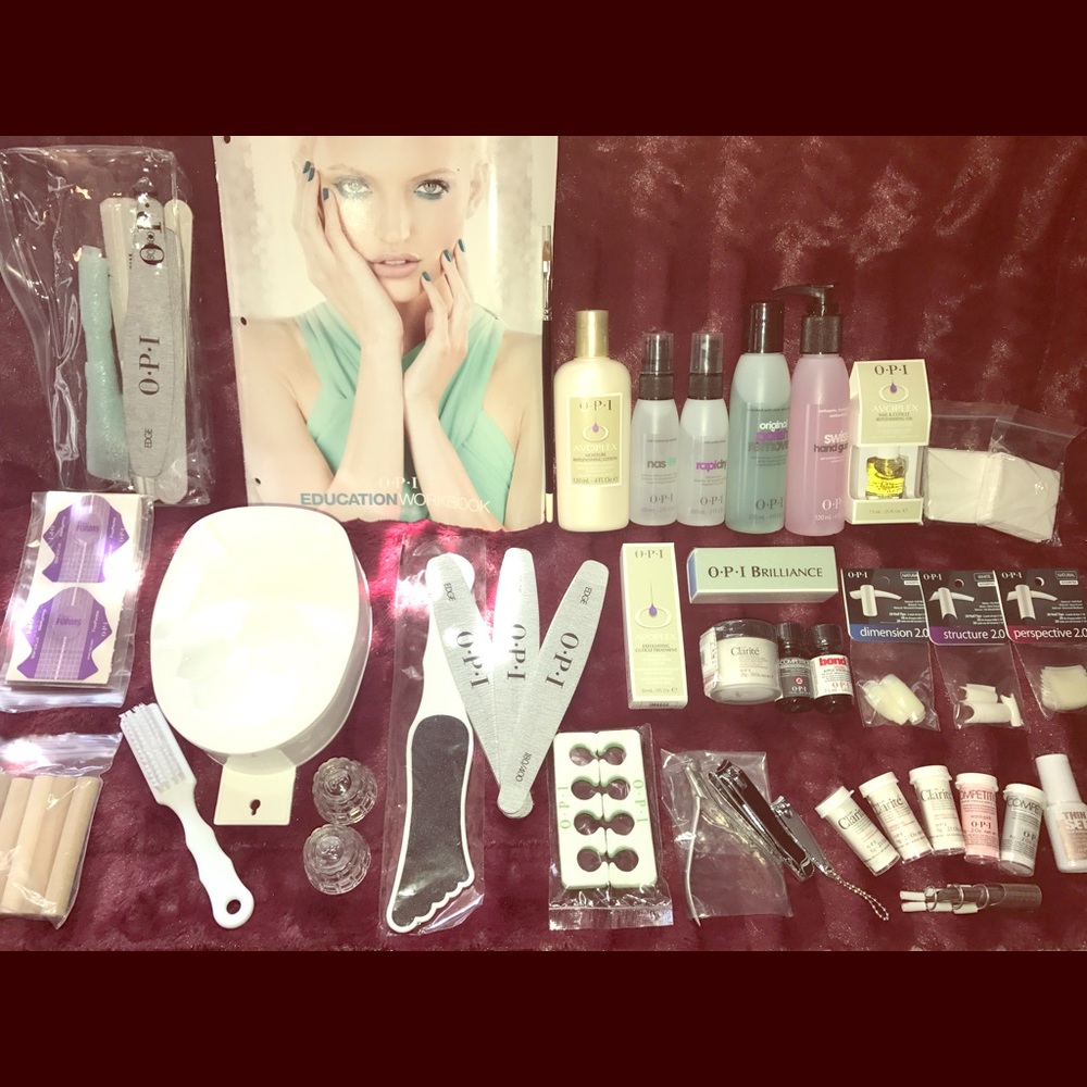 NEW O.P.I NAIL KIT SET WITH O.P.I CASE!;)