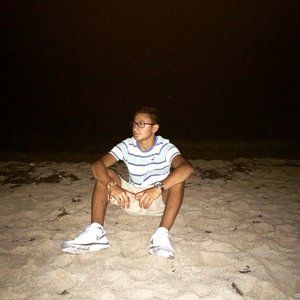 Meet your Posher, Andres