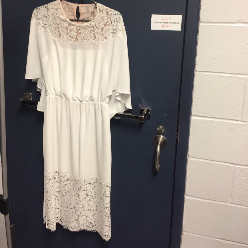 BCBGMAXAZRIA-Dress(White)