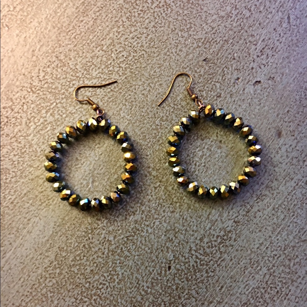 Blue & gold faceted, dangle earrings.