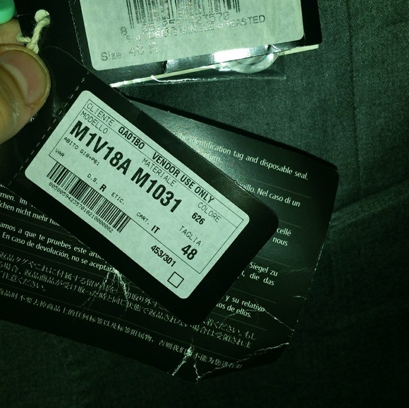 Emporio Armani David Line 2 button grey suit - Picture 6 of 7