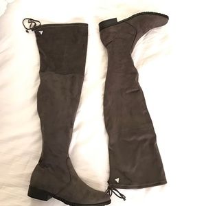 GUESS BOOTS