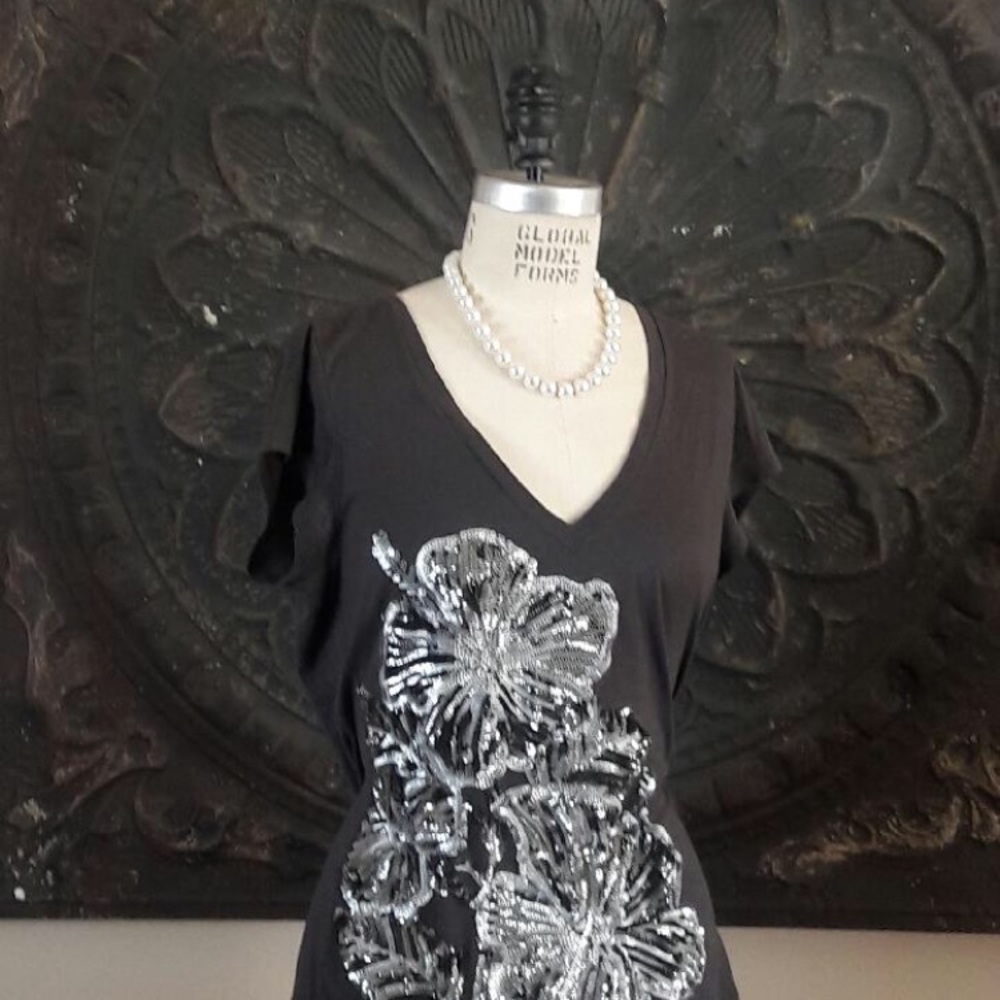 Sequined t-shirt